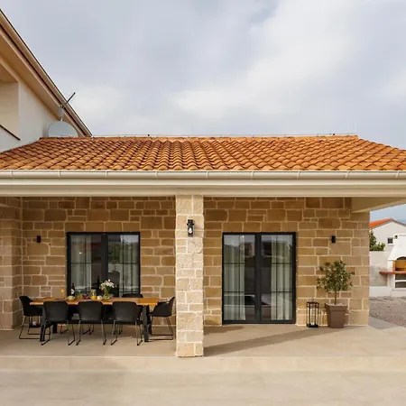 Luxury Oliva Oliana Heated Pool 32m2 Vila *