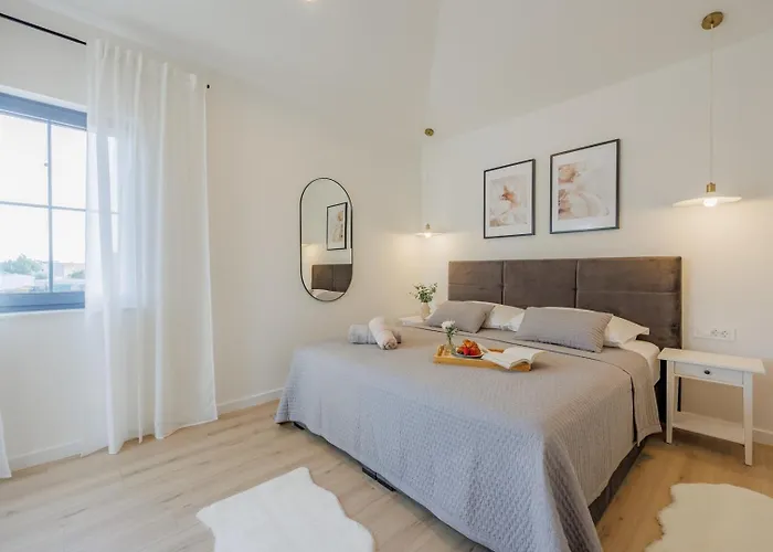 Luxury Oliva Oliana Heated Pool 32m2