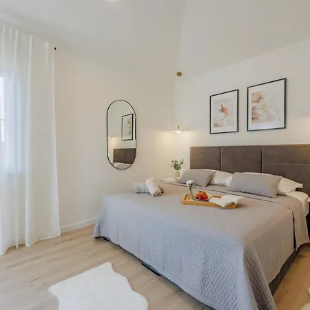 Luxury Oliva Oliana Heated Pool 32m2
